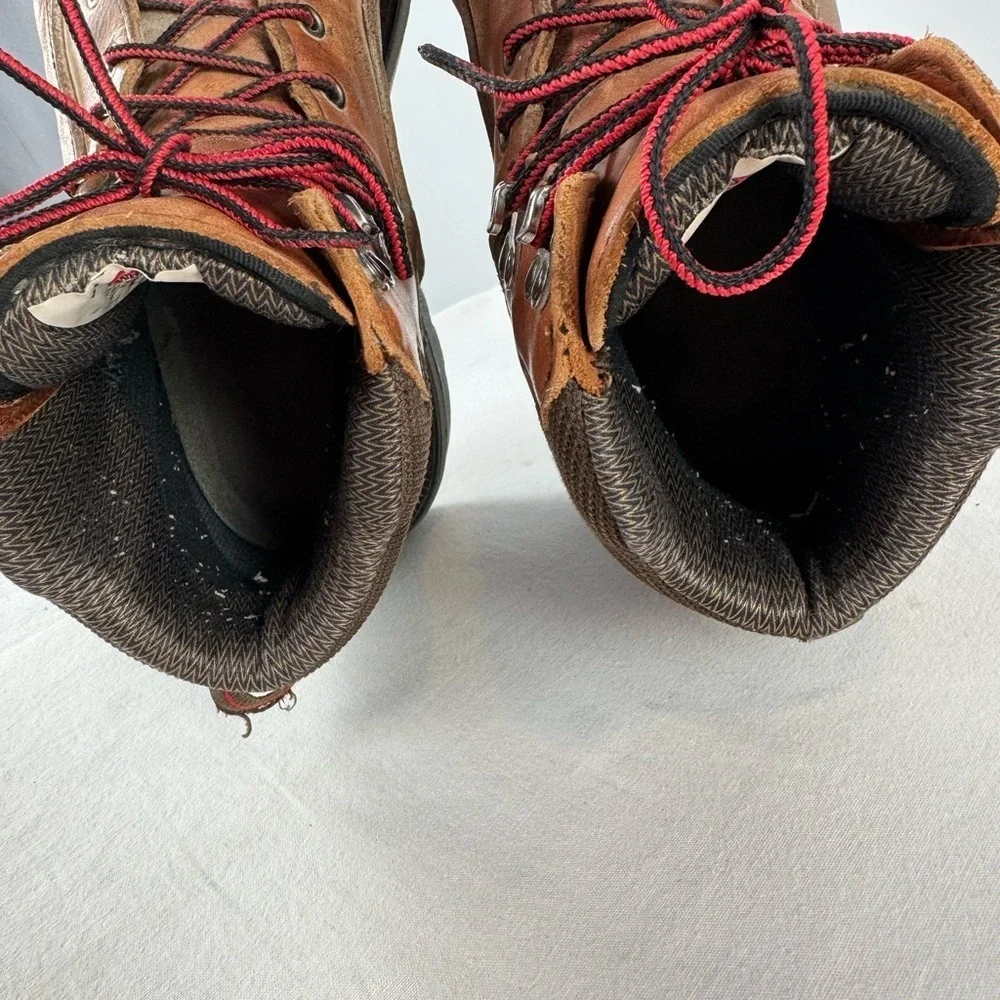 Red Wing BRNR XP 6 Inch Waterproof Safety Toe Boot in Brown Size 8‎
